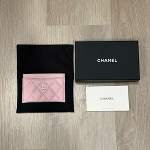 CHANEL Light Pink Quilted Card Holder